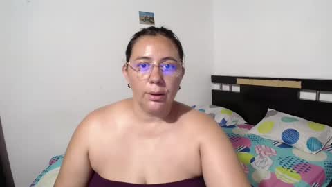 Snapshot of sexy_ticki chatting on September 9, 11:48 pm janel online show from September 9, 11:48 pm