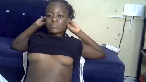Snapshot of sexy_tits66 chatting on March 12, 11:05 am sexy_tits66 online show from March 12, 11:05 am