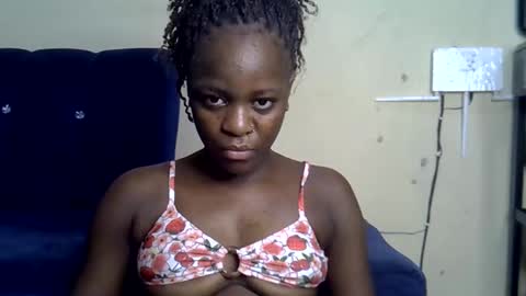 Snapshot of sexy_tits66 chatting on March 20, 9:30 pm sexy_tits66 online show from March 20, 9:30 pm