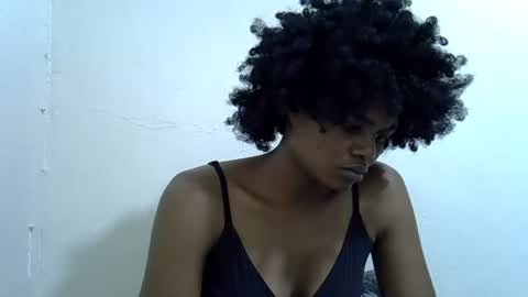 sexy_vero01 online show from July 12, 9:28 pm