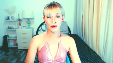 Snapshot of sexy_yllona chatting on May 7, 8:52 am sexy_yllona online show from May 7, 8:52 am