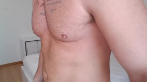 Snapshot of sexyandmarried chatting on December 2, 2:08 pm sexyandmarried online show from December 2, 2:08 pm