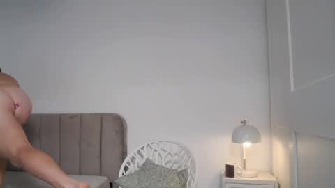 sexyandmarried online show from April 12, 9:03 am