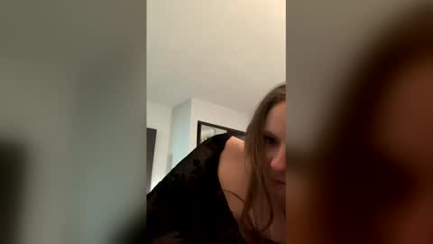 sexyandsucking online show from April 23, 11:09 am