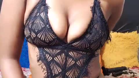 Snapshot of sexyappleass01 chatting on August 8, 1:08 am sexyappleass01 online show from August 8, 1:08 am