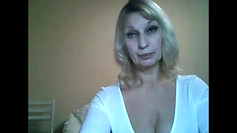 Snapshot of sexybabyforyou chatting on December 6, 12:02 am sexybabyforyou online show from December 6, 12:02 am