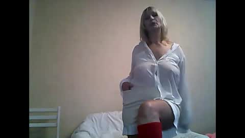 Snapshot of sexybabyforyou chatting on December 15, 7:24 am sexybabyforyou online show from December 15, 7:24 am