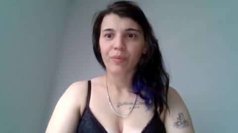 sexybaddiespell online show from April 23, 9:17 pm