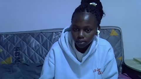 Snapshot of sexybeiby1 chatting on February 17, 12:40 am sexybeiby1 online show from February 17, 12:40 am