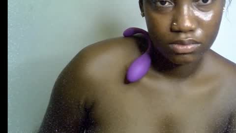 Snapshot of sexybigass__247 chatting on March 5, 7:59 am freya online show from March 5, 7:59 am