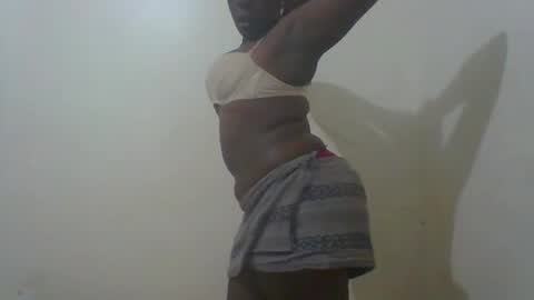 SHALLYNE online show from May 15, 7:32 pm