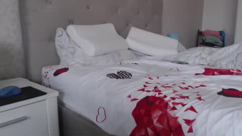 Snapshot of sexyblonde4u58 chatting on March 27, 5:13 am Sexyblonde4u58 online show from March 27, 5:13 am