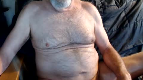 Snapshot of sexyblueyes54 chatting on June 21, 4:31 pm sexyblueyes54 online show from June 21, 4:31 pm
