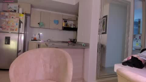 Snapshot of sexybrunnetem chatting on June 7, 7:23 am sofia online show from June 7, 7:23 am