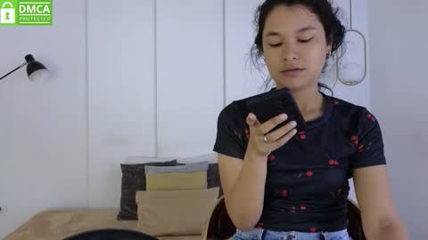 chanell and yina online show from February 15, 1:20 pm