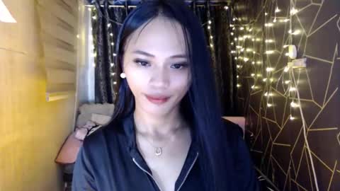 Miss Cheng online show from November 4, 8:24 am