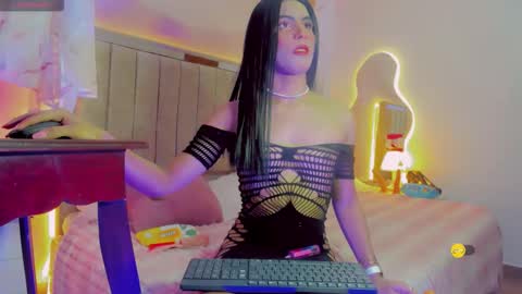 sexy chocolet  online show from October 10, 6:29 pm