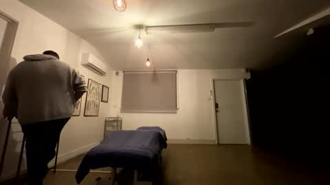 Snapshot of sexychristopher23 chatting on November 3, 9:21 am SexyChris23 online show from November 3, 9:21 am