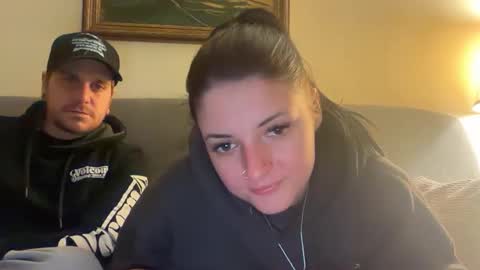 sexycouple41110 online show from January 18, 2:26 am