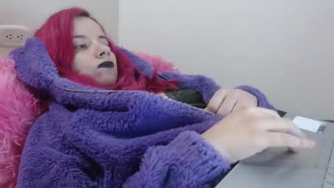 sexydemonangel online show from February 10, 4:05 am