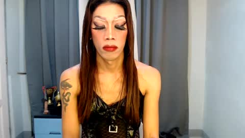 Snapshot of sexydevine_34 chatting on February 20, 9:31 pm Devine online show from February 20, 9:31 pm