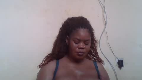 Snapshot of sexydove2 chatting on June 23, 6:44 am EMILY online show from June 23, 6:44 am