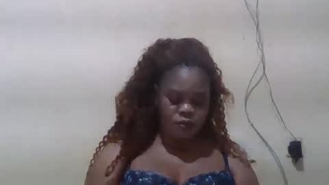 Snapshot of sexydove2 chatting on June 24, 6:07 pm EMILY online show from June 24, 6:07 pm