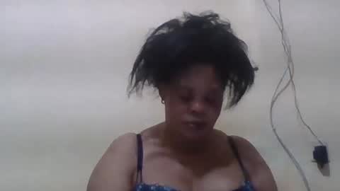 Snapshot of sexydove2 chatting on July 5, 3:23 am EMILY online show from July 5, 3:23 am