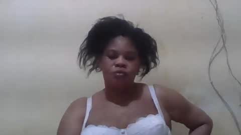 Snapshot of sexydove2 chatting on July 5, 6:04 pm EMILY online show from July 5, 6:04 pm