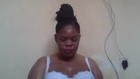 Snapshot of sexydove2 chatting on July 13, 7:22 am EMILY online show from July 13, 7:22 am