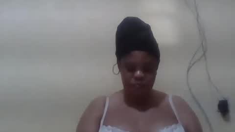 Snapshot of sexydove2 chatting on July 16, 3:12 am EMILY online show from July 16, 3:12 am