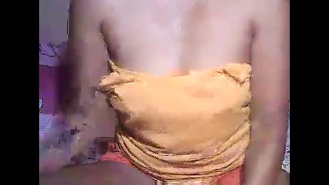 Snapshot of sexyexotica1 chatting on January 2, 10:01 pm sexyexotica1 online show from January 2, 10:01 pm