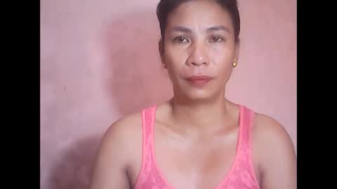 Snapshot of sexyexotica1 chatting on May 3, 11:33 pm sexyexotica1 online show from May 3, 11:33 pm