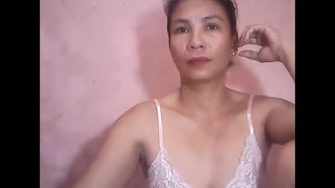 Snapshot of sexyexotica1 chatting on May 17, 11:34 pm sexyexotica1 online show from May 17, 11:34 pm