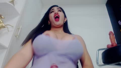 Snapshot of sexyfatcock69 chatting on January 4, 10:24 pm sexyfatcock69 online show from January 4, 10:24 pm