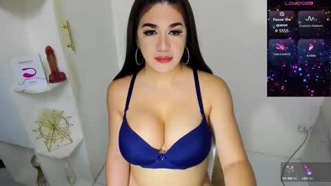 Snapshot of sexyfatcock69 chatting on September 11, 10:48 am sexyfatcock69 online show from September 11, 10:48 am