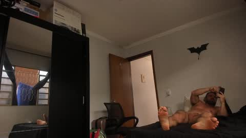 Snapshot of sexyflightz chatting on December 2, 2:08 pm chris online show from December 2, 2:08 pm