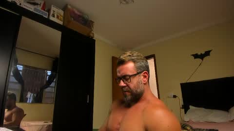 Snapshot of sexyflightz chatting on May 6, 6:02 pm chris online show from May 6, 6:02 pm