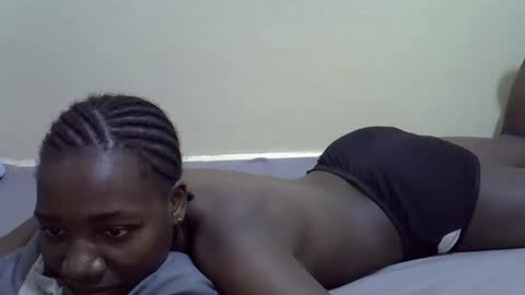 sexyghurl12 online show from February 12, 5:52 pm