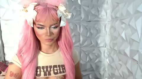 Snapshot of sexyhotbabe18 chatting on October 7, 4:26 pm sexyhotbabe18 online show from October 7, 4:26 pm