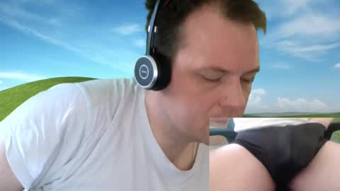 Henry online show from February 18, 7:43 am