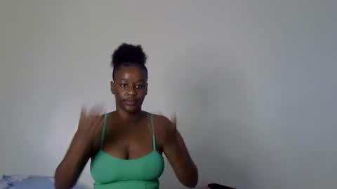 Snapshot of sexyjiana chatting on September 23, 5:10 am sexyjiana online show from September 23, 5:10 am