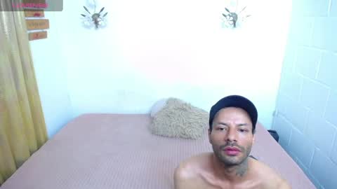 Snapshot of sexykata_of chatting on July 14, 6:35 pm Kata sexy online show from July 14, 6:35 pm