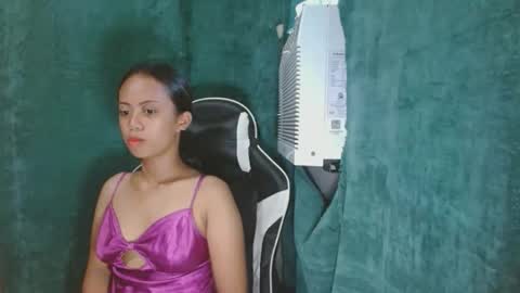 sexykimmy05 online show from May 20, 2:40 am