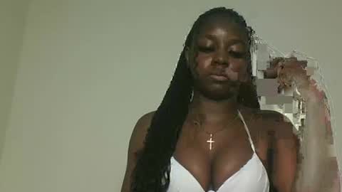 Snapshot of sexykitten201 chatting on July 16, 7:09 pm sexykitty online show from July 16, 7:09 pm