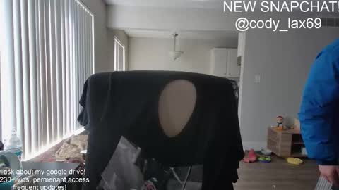 Snapshot of sexylax69 chatting on March 27, 3:12 pm sexylax69 online show from March 27, 3:12 pm