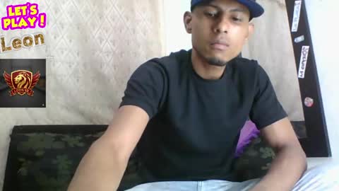Snapshot of sexyleon69 chatting on April 24, 2:19 pm Sexy leon online show from April 24, 2:19 pm