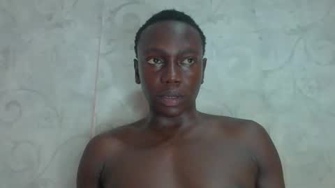 Snapshot of sexylinkebony2 chatting on January 11, 9:36 am sexylinkebony2 online show from January 11, 9:36 am