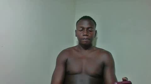 Snapshot of sexylinkebony2 chatting on February 11, 10:04 pm sexylinkebony2 online show from February 11, 10:04 pm