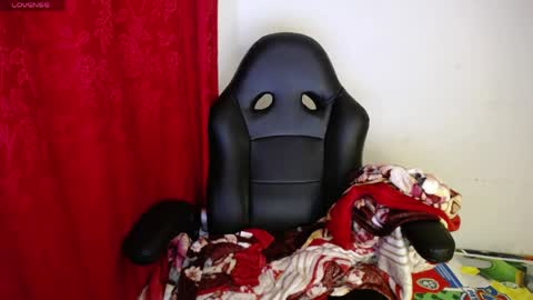 sexyloba  independent model online show from April 6, 11:16 pm